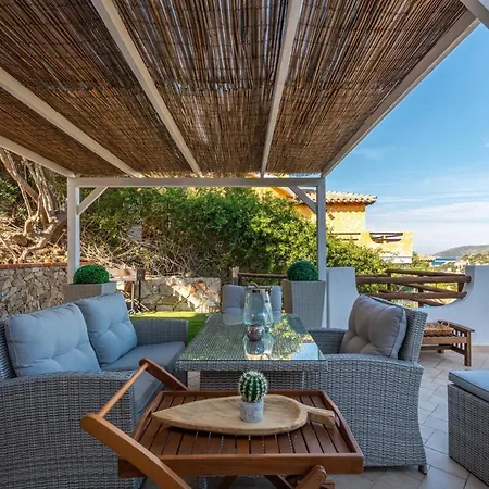 Camelia Holiday home