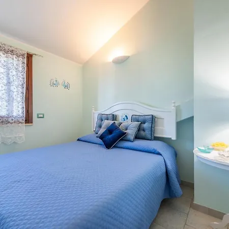Camelia Semi Detached Wifi Stunning View Feriehus Torre delle Stelle