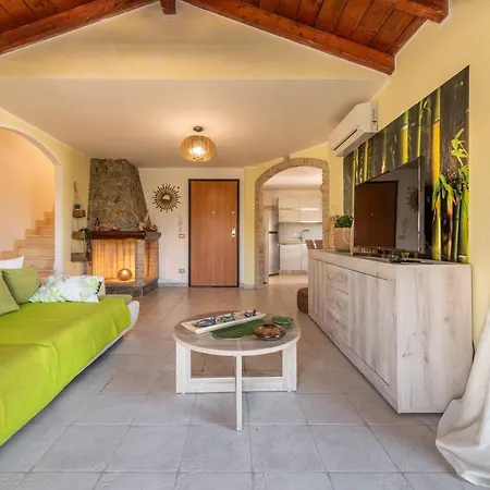 Camelia טורה דלה סטלה