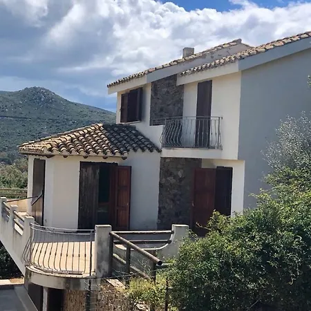 Camelia Semi Detached Wifi Stunning View Feriehus Torre delle Stelle