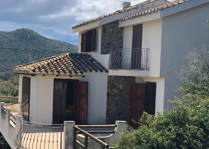 Camelia Semi Detached Wifi Stunning View 度假居 托雷德尔斯泰尔